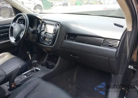 2016 Mitsubishi Outlander Se/Sel from USA, damaged, VIN JA4AD3A31GZ036931